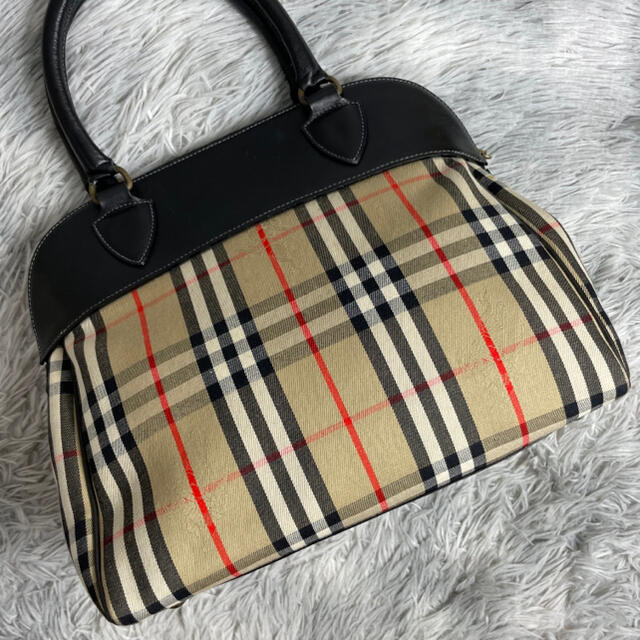 BURBERRY(バーバリー)の●美品　激レア●Burberrys ハンドバッグ　ノバチェック　ホースロゴ レディースのバッグ(ハンドバッグ)の商品写真