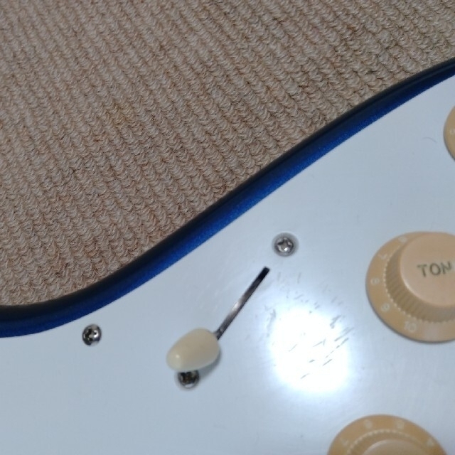 Fender(フェンダー)のTokai ST-80 Springy Sound ラッカーフィニッシュ 楽器のギター(エレキギター)の商品写真