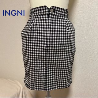 イング(INGNI)の美品 INGNI スカート(ひざ丈スカート)