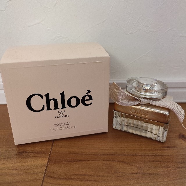 Chloe(クロエ)のクロエ　オードパルファム　30ml コスメ/美容の香水(香水(女性用))の商品写真