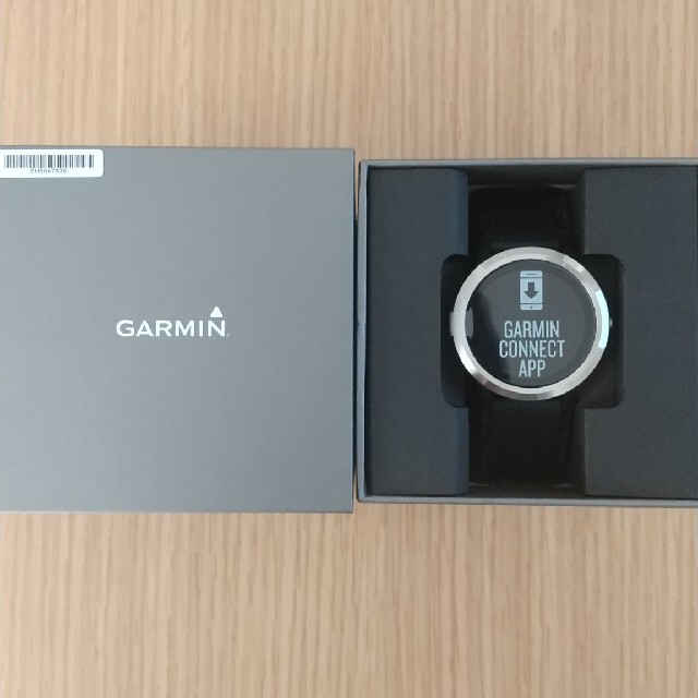 GARMIN(ガーミン)のGARMIN vivoactive3 スポーツ/アウトドアのトレーニング/エクササイズ(トレーニング用品)の商品写真