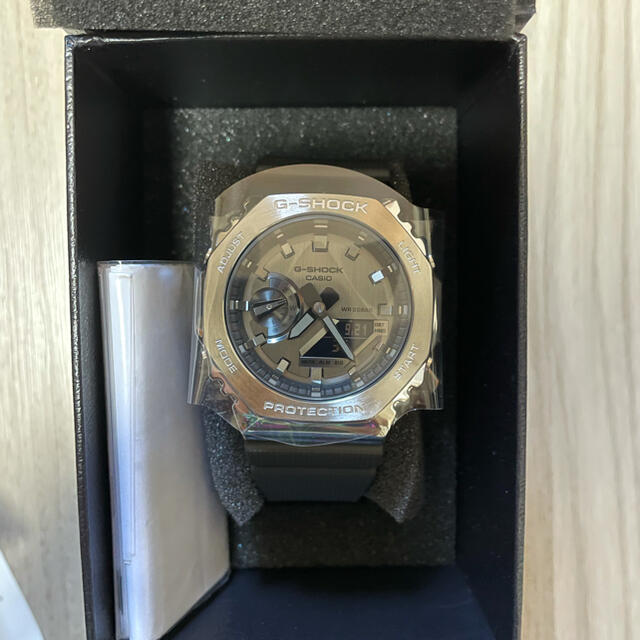 G-SHOCK(ジーショック)のG-SHOCK CASIO GM-2100-1AJF メンズの時計(腕時計(アナログ))の商品写真