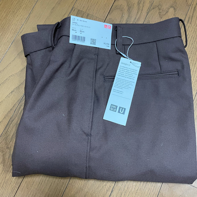 UNIQLO(ユニクロ)の専用　ユニクロ　u ユニクロユー　ウールブレンドタックパンツ　ブラウン　55 レディースのパンツ(その他)の商品写真