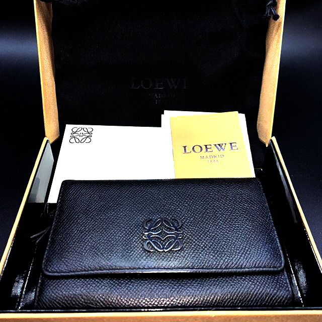 LOEWE(ロエベ)のLOEWE 二つ折り財布　ブラック レディースのファッション小物(財布)の商品写真