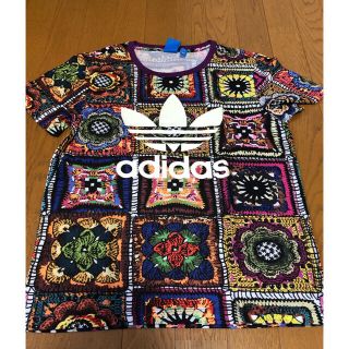 アディダス(adidas)のadidas  Tシャツ(Tシャツ(半袖/袖なし))