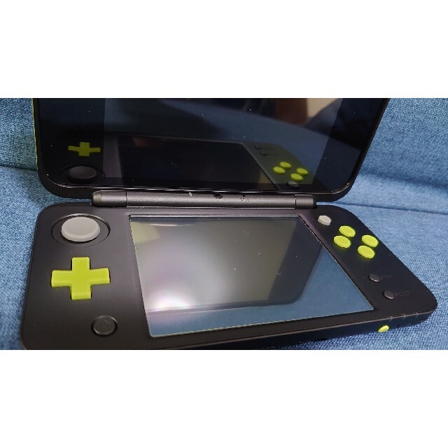 任天堂(ニンテンドウ)の【中古】Nintendo　2DSLL エンタメ/ホビーのゲームソフト/ゲーム機本体(携帯用ゲーム機本体)の商品写真