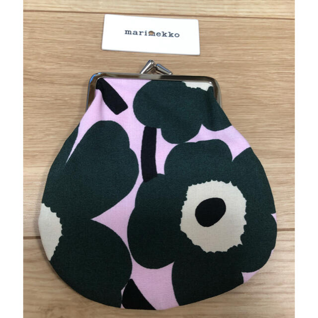 marimekko(マリメッコ)の《未使用》marimekko マリメッコ がま口ポーチ P レディースのファッション小物(ポーチ)の商品写真