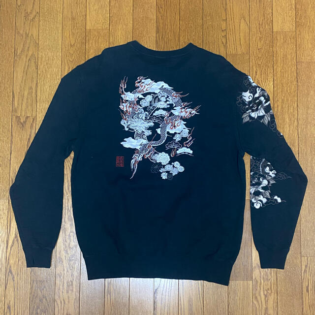 絡繰魂 - 絡繰魂 XL トレーナー 和柄 刺繍 龍 菊 雲龍の通販 by 127