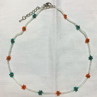 SALE‼️ハンドメイド　フラワービーズネックレス❤️おまけリング付き(ネックレス)