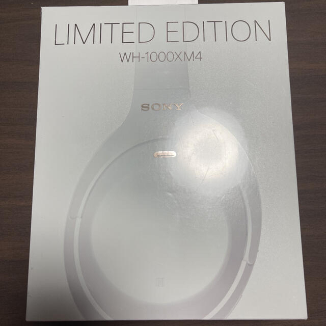 新品 未使用ワイヤレスヘッドホン WH-1000XM4サイレントホワイト