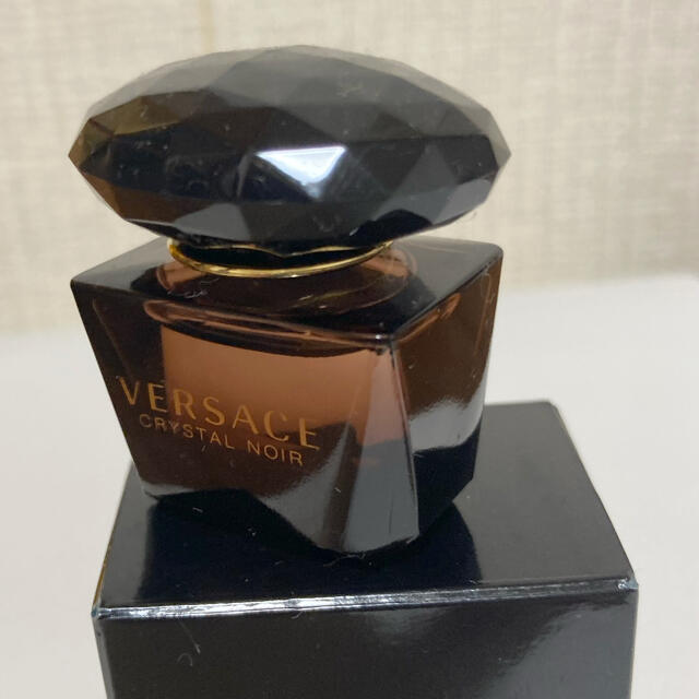VERSACE - ヴェルサーチ クリスタル ノアール 5mlの通販 by Mii's shop