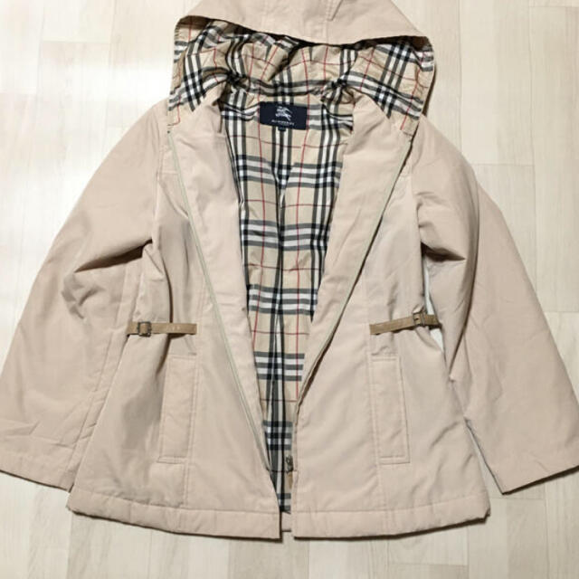 BURBERRY(バーバリー)のバーバリー　チェック　パーカー　アウター　Burberry キッズ/ベビー/マタニティのキッズ服女の子用(90cm~)(コート)の商品写真