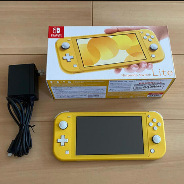 Nintendo Switch Lite イエロー