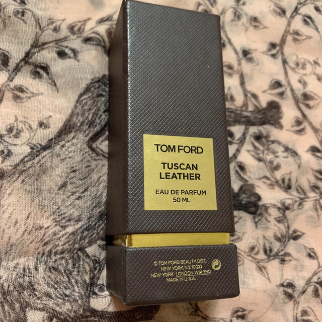 TOM FORD(トムフォード)のTOM FORD TUSCAN LEATHER 空きボトル コスメ/美容の香水(その他)の商品写真