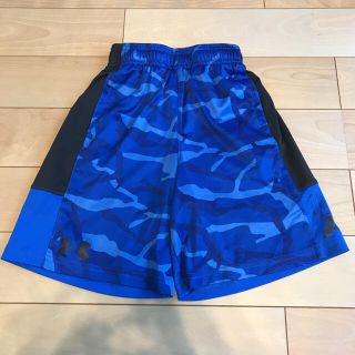 アンダーアーマー(UNDER ARMOUR)のアンダーアーマー ハーフパンツ　キッズ　YSM(パンツ/スパッツ)