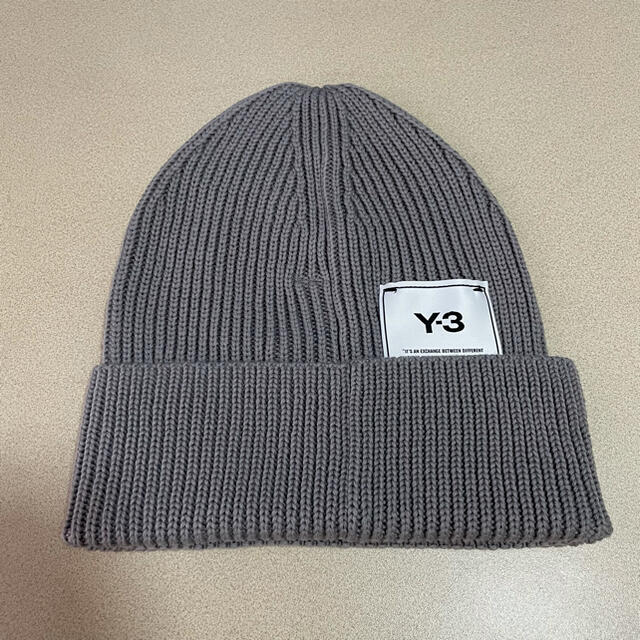 Y-3(ワイスリー)のY-3 クラシックビーニー ニット帽 ニットキャップ メンズの帽子(ニット帽/ビーニー)の商品写真