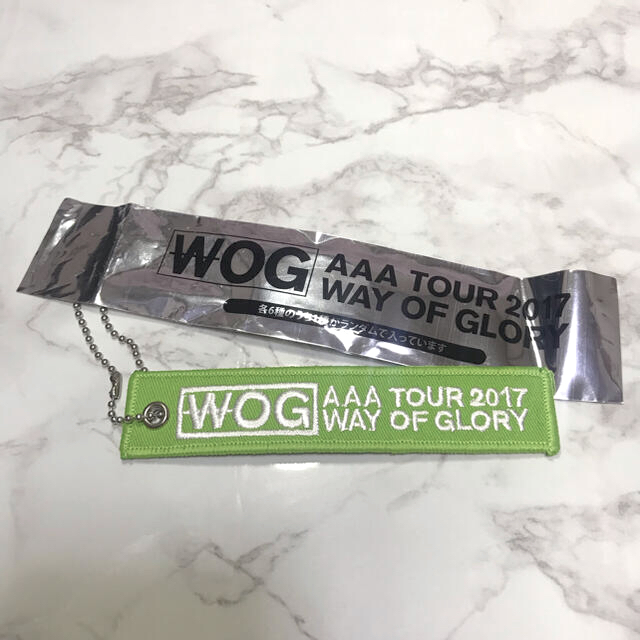 AAA(トリプルエー)のAAA TOUR 2017 WAY OF GLORY WOG 緑  ストラップ エンタメ/ホビーのタレントグッズ(アイドルグッズ)の商品写真