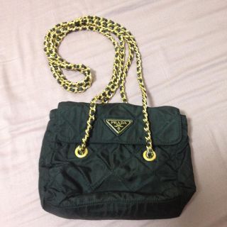 プラダ(PRADA)のチェーンショルダー(ショルダーバッグ)