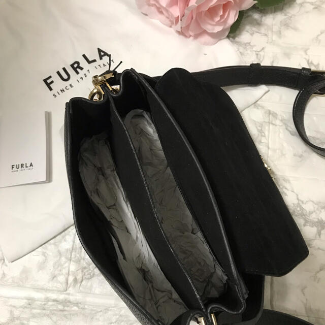 Furla(フルラ)のフルラ   FURLA furla ショルダーバッグ　斜めがけ　黒　新品 レディースのバッグ(ショルダーバッグ)の商品写真