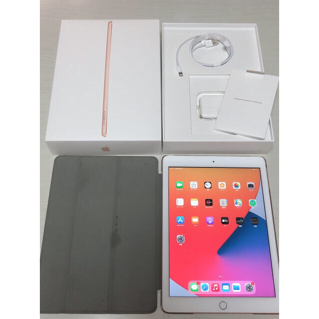 iPad(アイパッド)のiPad(第6世代) 32G  美品 箱あり備品新品 スマホ/家電/カメラのPC/タブレット(タブレット)の商品写真