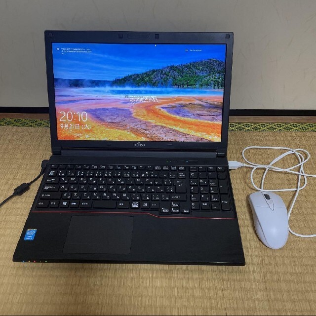 PC/タブレットLIFEBOOK A574/h core i5