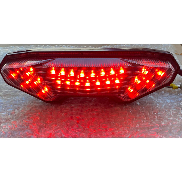 自動車/バイクズーマー　テールランプ　テールライト シート下取付 LED ウインカー