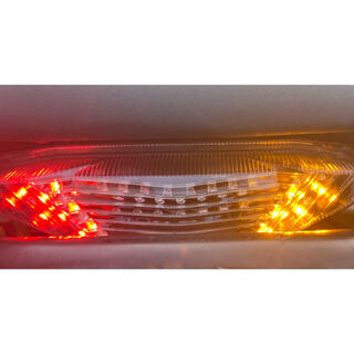 自動車/バイクズーマー　テールランプ　テールライト シート下取付 LED ウインカー
