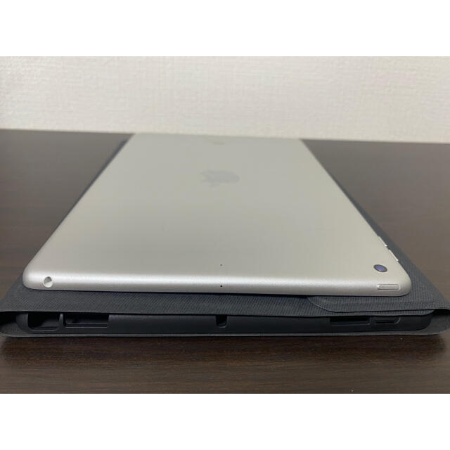 iPad 第8世代　32GB 10.2inch Office付き