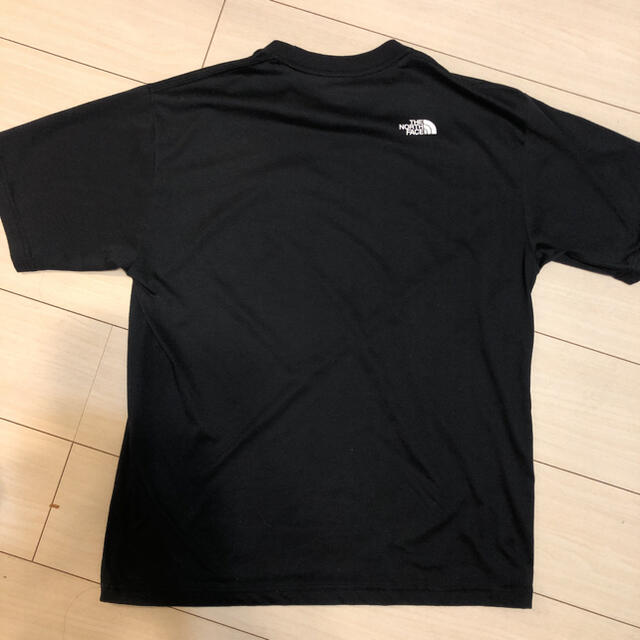 THE NORTH FACE(ザノースフェイス)のザノースフェイス　正規店購入　黒　Tシャツ　L メンズのトップス(Tシャツ/カットソー(半袖/袖なし))の商品写真