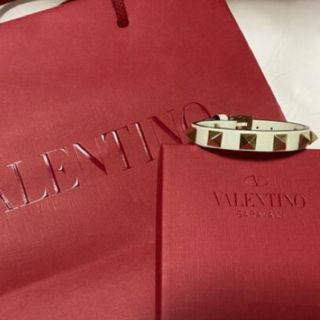 ヴァレンティノ(VALENTINO)のvalentino ブレスレット(ブレスレット/バングル)