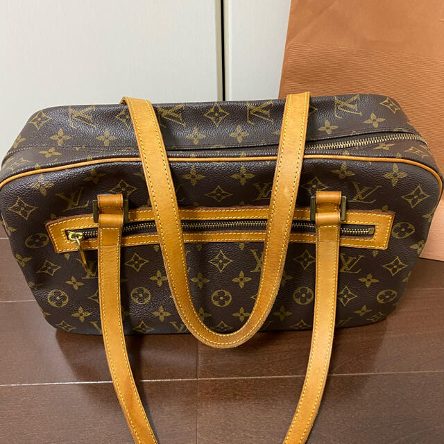 LOUIS VUITTON モノグラム　シテGM(M51181)ルイヴィトン 2