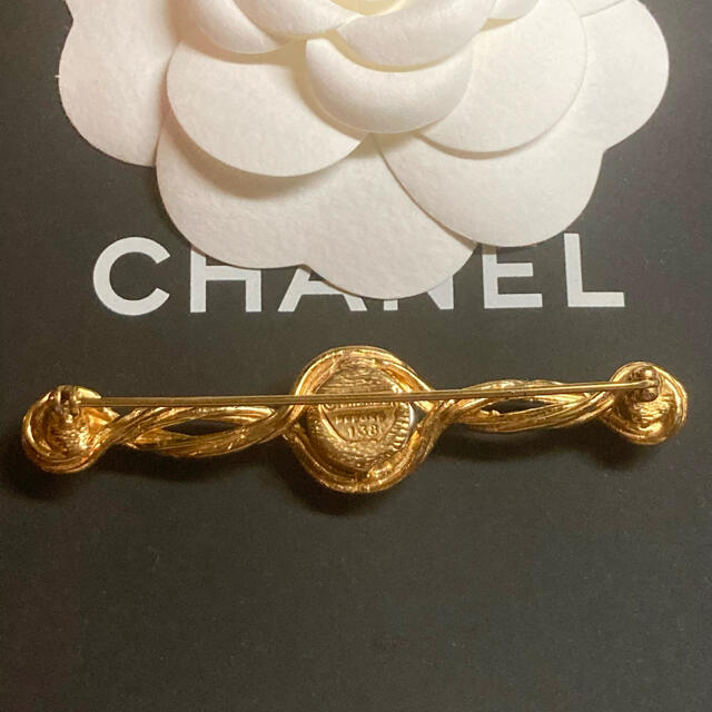 CHANEL(シャネル)のシャネル❤オールド ヴィンテージ ブローチ 美品 レディースのアクセサリー(ブローチ/コサージュ)の商品写真