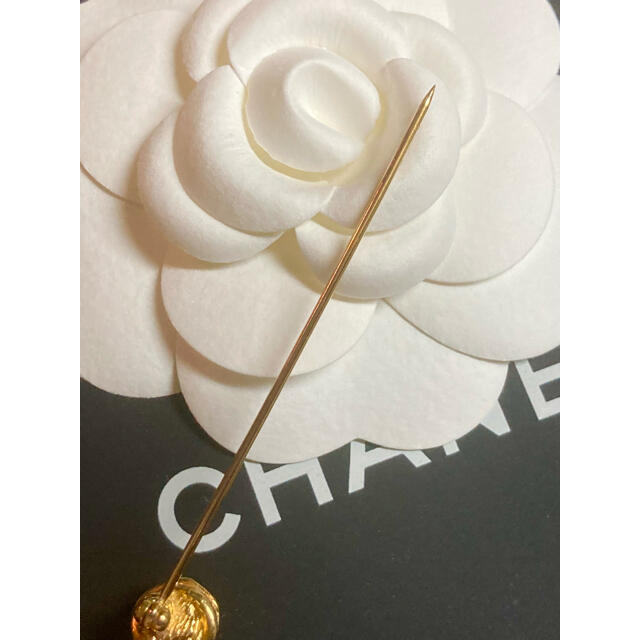 CHANEL(シャネル)のシャネル❤オールド ヴィンテージ ブローチ 美品 レディースのアクセサリー(ブローチ/コサージュ)の商品写真