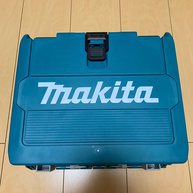 Makita(マキタ)の新品未使用　マキタインパクトTW300D スポーツ/アウトドアの自転車(工具/メンテナンス)の商品写真