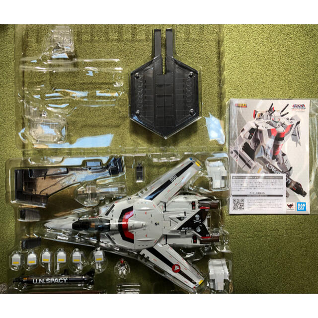 DX超合金 劇場版 VF-1S バルキリー (一条輝機) DX超合金 劇場版 VF-1S バルキリー (一条輝機)