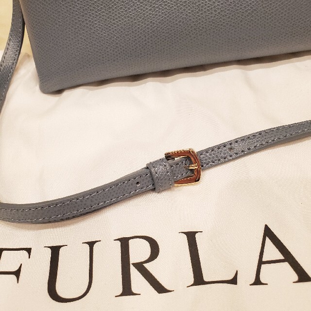 Furla(フルラ)のフルラ　ミニショルダーバッグ レディースのバッグ(ショルダーバッグ)の商品写真