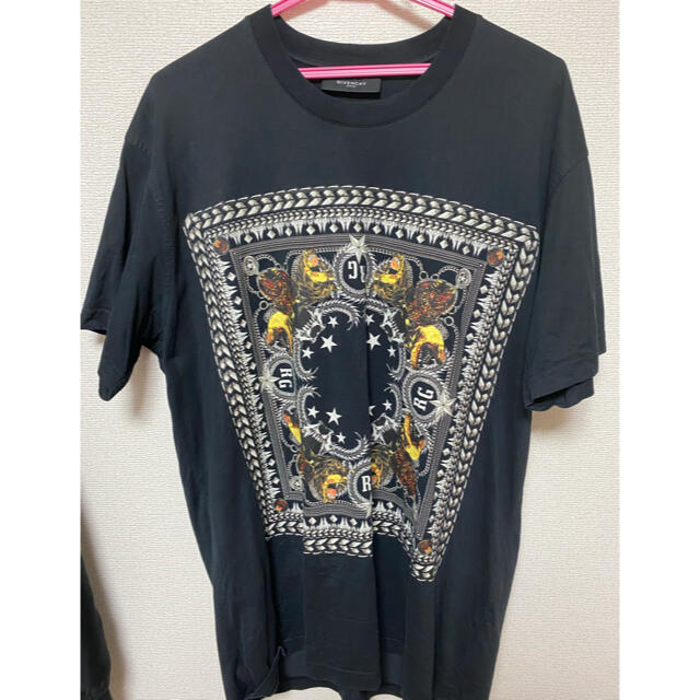 GIVENCHY(ジバンシィ)のジバンシー　ロットワイラーバンダナ　tシャツ　xsサイズ メンズのトップス(Tシャツ/カットソー(半袖/袖なし))の商品写真
