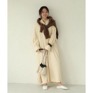 トゥデイフル(TODAYFUL)の【美品】TODAYFUL コットンツイルシャツドレス M 長袖ロングワンピース(ロングワンピース/マキシワンピース)