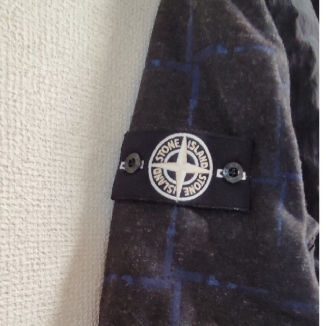 STONE ISLAND(ストーンアイランド)のストーンアイランド 付属ハンガーつき メンズのジャケット/アウター(ダウンジャケット)の商品写真