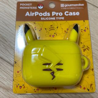 ポケモン(ポケモン)のピカチュウ　AirPods pro ケース　ポケモン　SOFT(ヘッドフォン/イヤフォン)