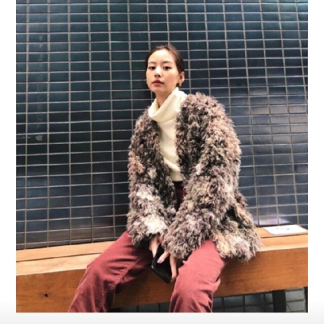 moussy(マウジー)のMOUSSY　新品タグ付きファーブルゾン レディースのジャケット/アウター(毛皮/ファーコート)の商品写真