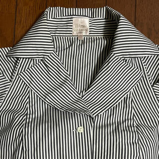 ヴィヴィアンウエストウッド(Vivienne Westwood)のストライプ　シャツ(シャツ/ブラウス(半袖/袖なし))