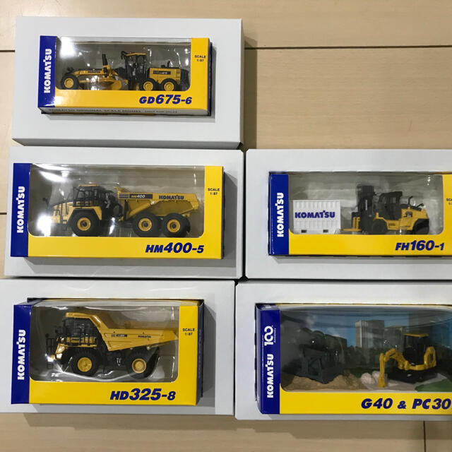 フラワープリント コマツ 建機ミニチュア8台 株主特典 非売品 新品未