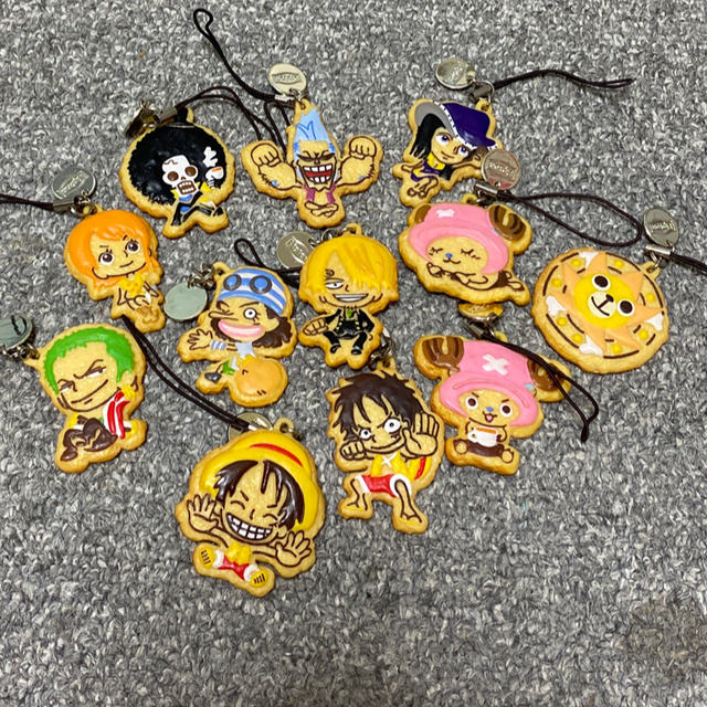 集英社 One Piece アイシングクッキーデザインキャラクターストラップ12個セットの通販 By Ayacoing S Shop シュウエイシャならラクマ