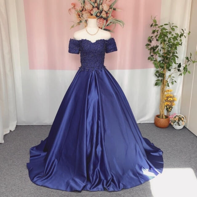 カラードレス ブルー オフショル サテン 結婚式 ウェディングドレス | フリマアプリ ラクマ