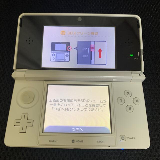 ニンテンドー3DS(ニンテンドー3DS)のニンテンドー3DS ホワイト エンタメ/ホビーのゲームソフト/ゲーム機本体(携帯用ゲーム機本体)の商品写真