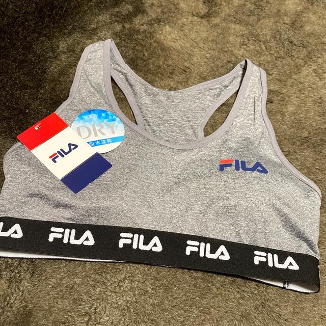 FILA(フィラ)の新品　フィラ　スポーツブラ　M スポーツ/アウトドアのトレーニング/エクササイズ(ヨガ)の商品写真