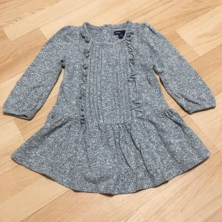 ベビーギャップ(babyGAP)のグレーワンピース　裾フリル　90(ワンピース)