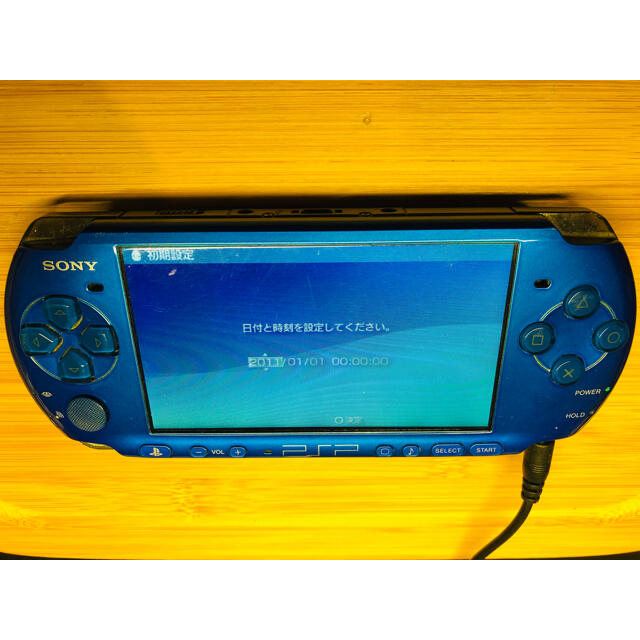 SONY(ソニー)のpsp 3000 ブルー　ジャンク　通電確認済　ボタン確認済 エンタメ/ホビーのゲームソフト/ゲーム機本体(携帯用ゲーム機本体)の商品写真