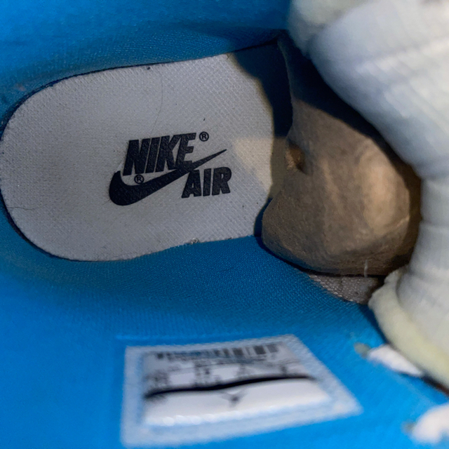 NIKE(ナイキ)の26cm Off White ジョーダン Jordan 1 UNC オフホワイト メンズの靴/シューズ(スニーカー)の商品写真